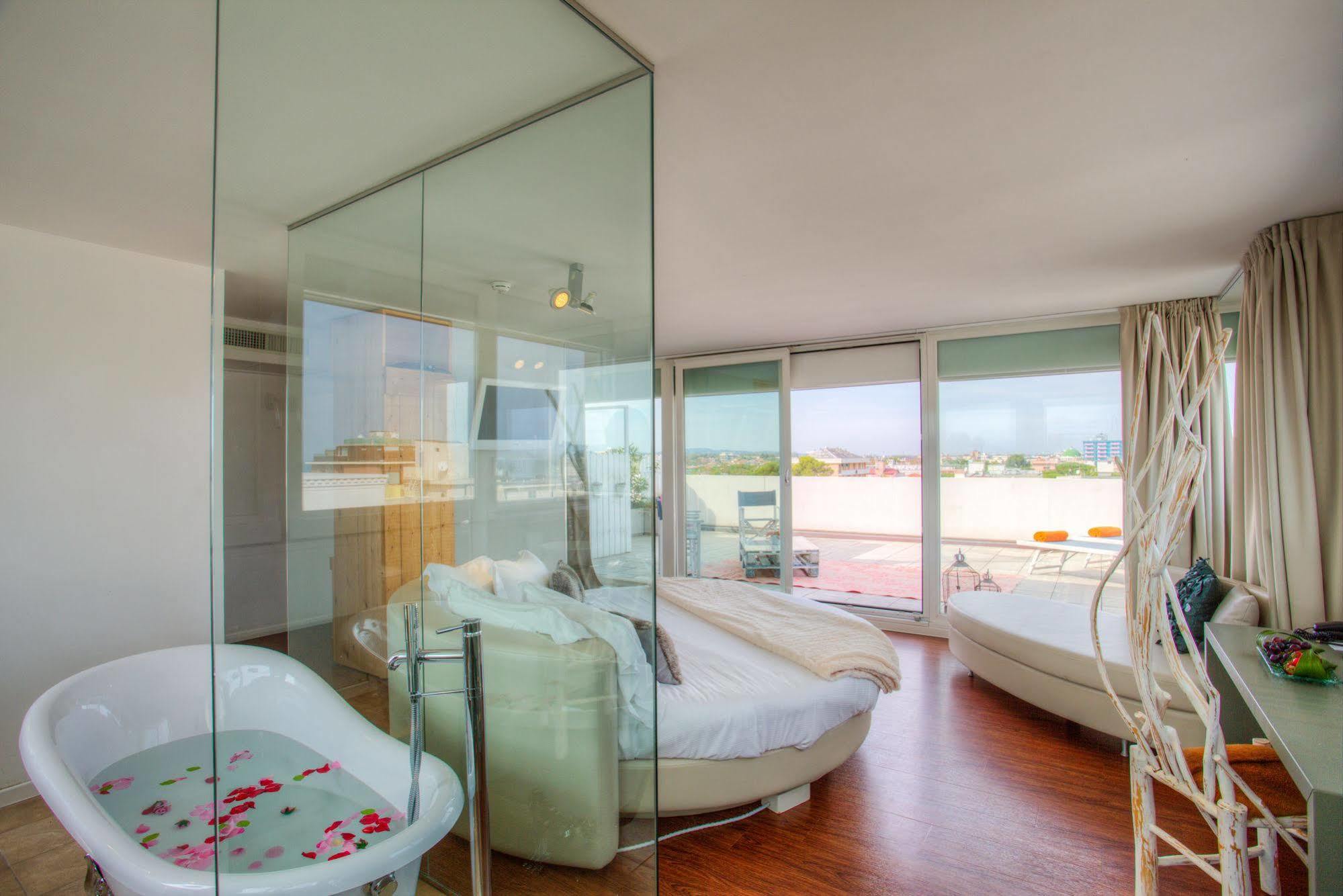 D-Place Hotel&Suite Riccione Buitenkant foto